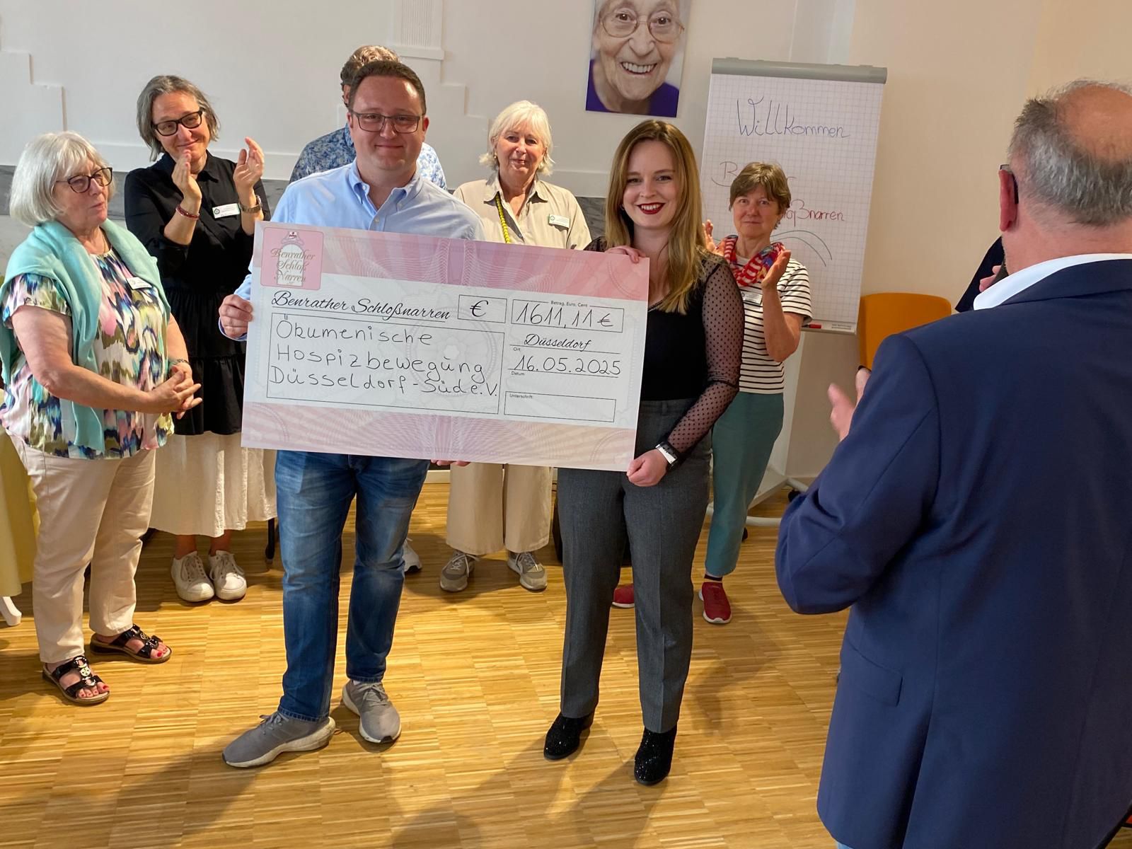 Übergabe der Spende an die ÖHB